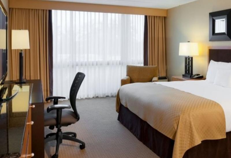 Hotel Doubletree By Hilton Chicago - Arlington Heights Exterior foto